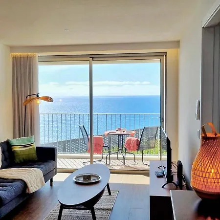 Atlantic Nest By Madeira * Câmara de Lobos