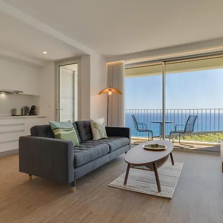 Апартаменты Atlantic Nest By Madeira Камара-де-Лобуш