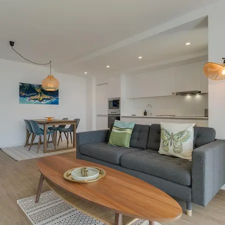 Atlantic Nest By Madeira Камара-де-Лобуш