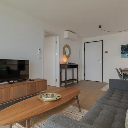 Atlantic Nest By Madeira * Камара-де-Лобуш